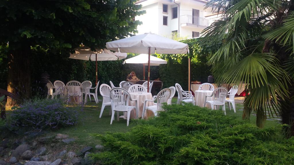 Hotel Piemonte Lanzo Torinese Exterior photo